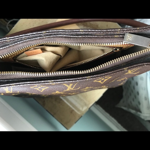 Authentic Louis Vuitton vintage shoulder bag - Picture 5 of 8